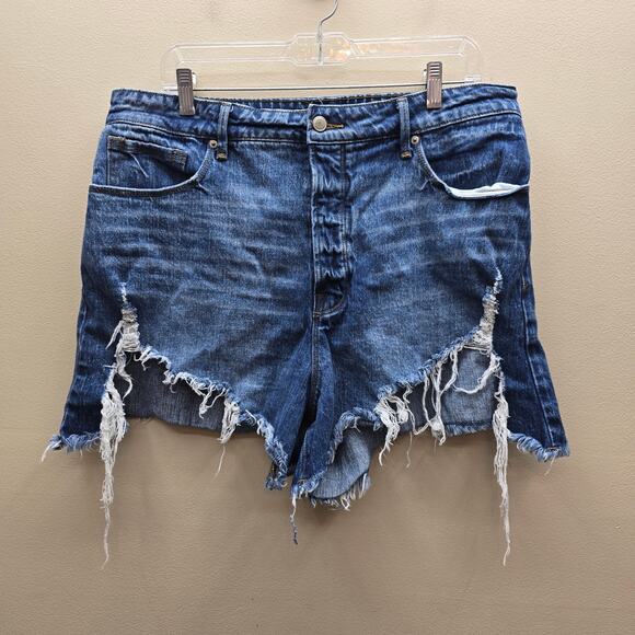 Good American High Rise Distressed Button Fly Bombshell Shorts Denim Size 15 - Picture 1 of 6